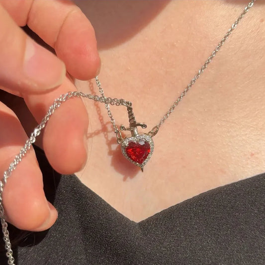 RİVA™ Kalp ve Kılıç Çift Kolye